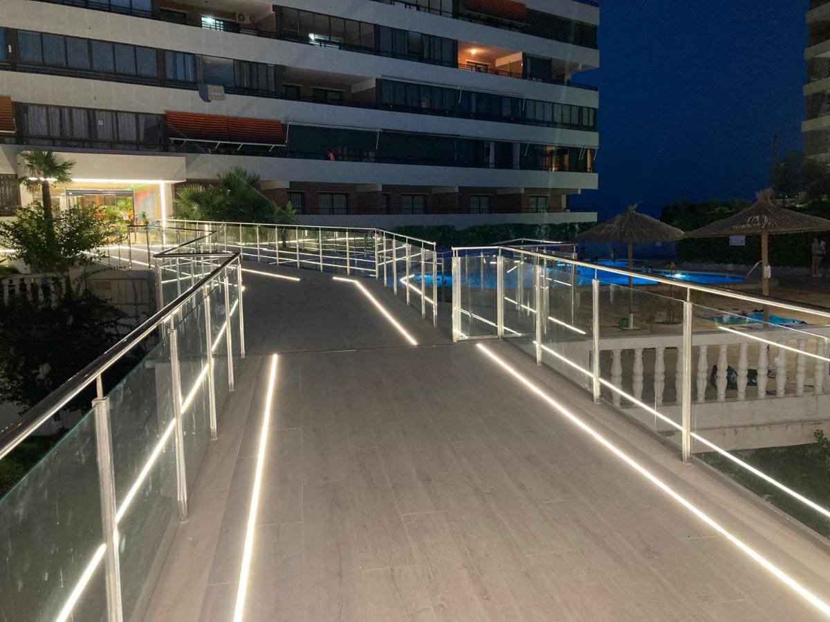 APARTAMENTO PLAYA DE BENIDORM Playa de Levante Dış mekan fotoğraf